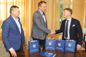 Podpisanie umowy z WKS Czarni Radom