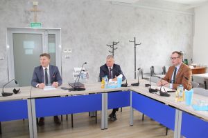 Podpisanie umów z wykonawcami