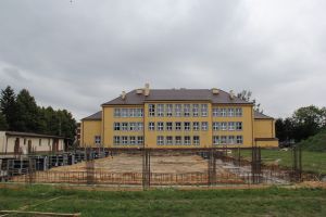 Powiatowe szkoły średnie na dużym plusie