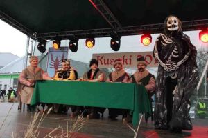 W Jedlińsku ścięto Śmierć, 4