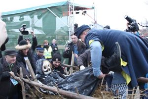 W Jedlińsku ścięto Śmierć, 7