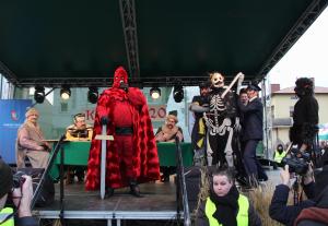 Barwne widowisko Ścięcie Śmierci w Jedlińsku