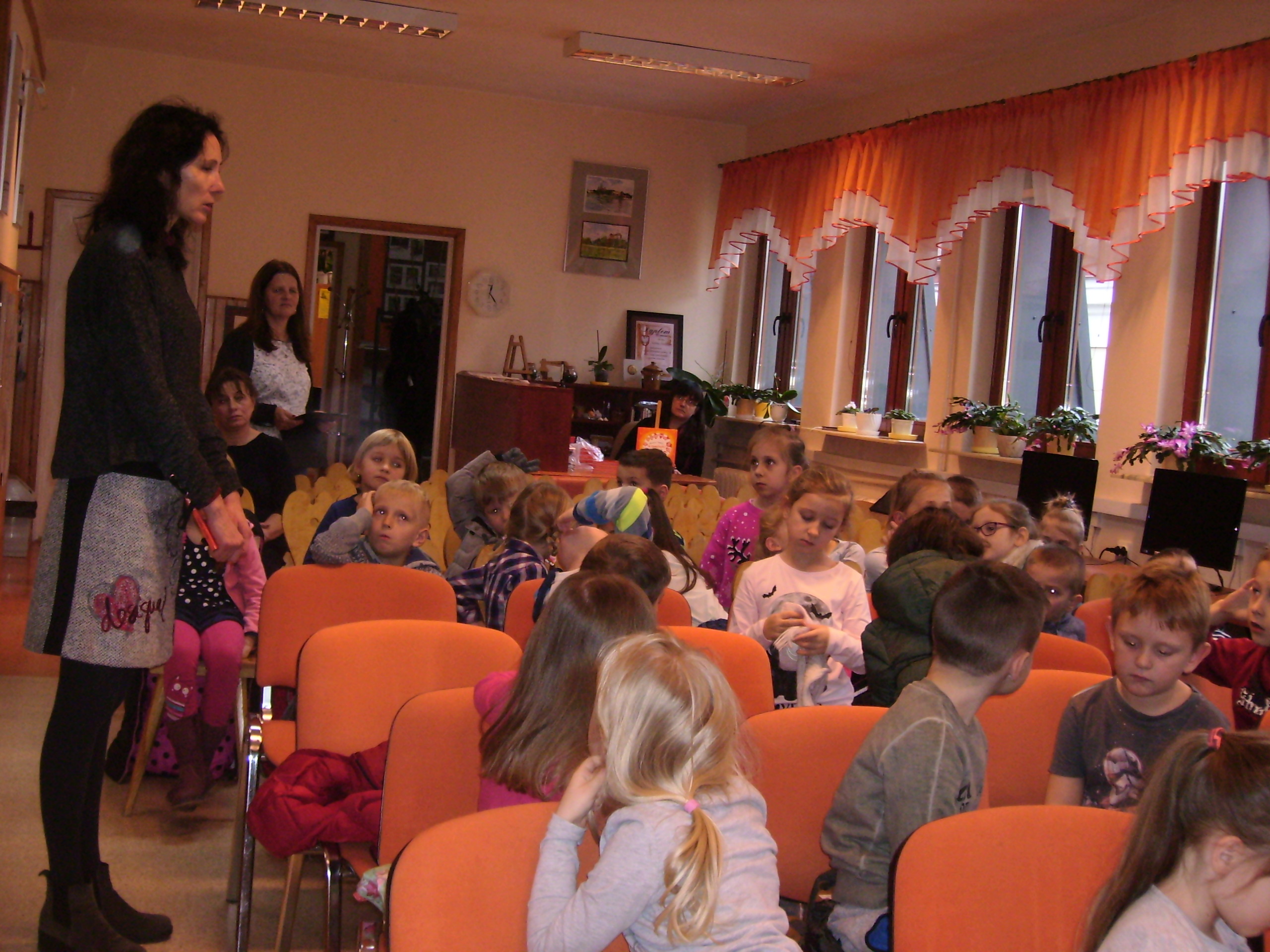 Spotkanie autorskie w iłżeckiej bibliotece