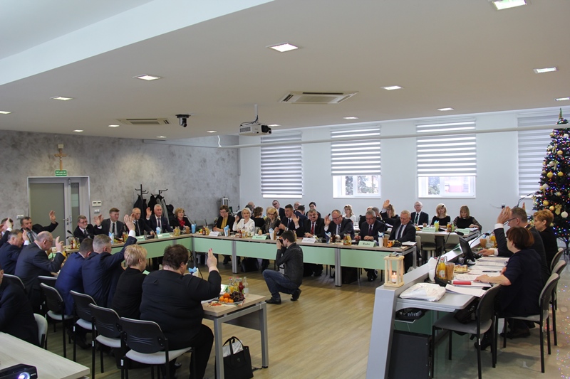 Uchwalili budżet i podzielili się opłatkiem