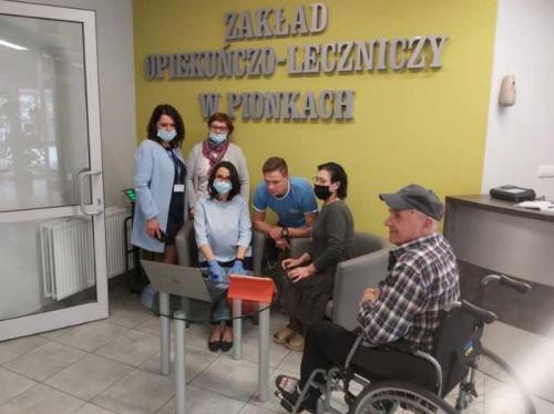 Wideorozmowy w Zakładzie Opiekuńczo – Leczniczym w Pionkach