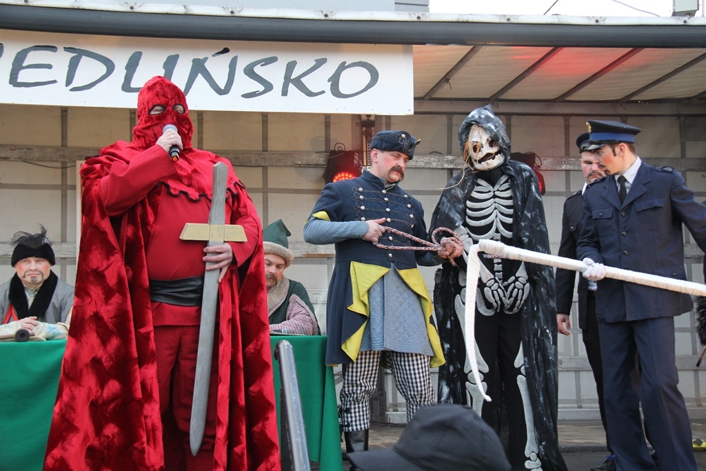 Zapustny wtorek w Jedlińsku - 6.03.2019r.