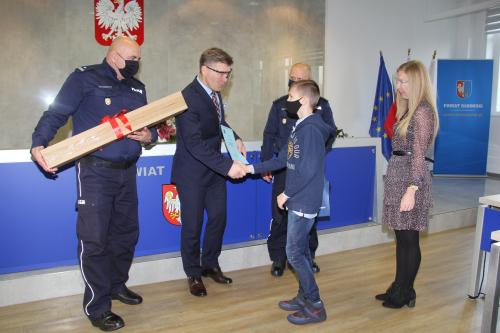 ,,Wybieram życie” – test z wiedzy o uzależnieniach